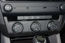 2015款斯柯达明锐1.4T