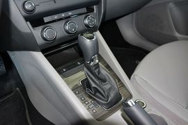 2015款斯柯达明锐1.4T