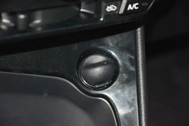 2014款丰田威驰1.3L手动型尚版