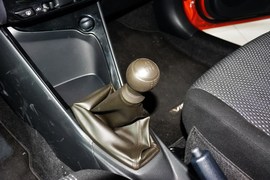 2014款丰田威驰1.3L手动型尚版