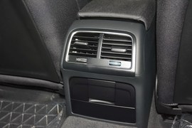 2015款奥迪A4L