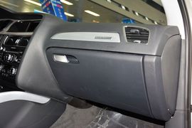 2015款奥迪A4L
