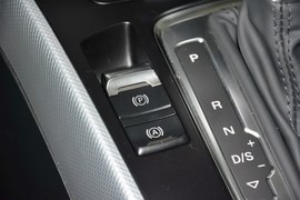 2015款奥迪A4L