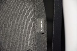 2015款现代朗动1.6L手动领先型