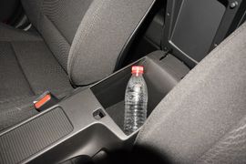 2015款现代朗动1.6L手动领先型