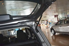 2013款日产骊威1.6XE手动舒适型