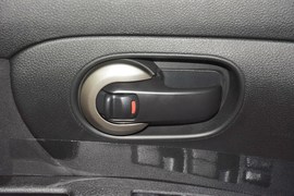 2013款日产骊威1.6XE手动舒适型