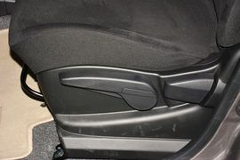 2013款日产骊威1.6XE手动舒适型