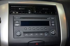 2013款日产骊威1.6XE手动舒适型