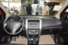 2013款日产骊威1.6XE手动舒适型