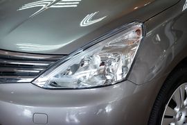 2013款日产骊威1.6XE手动舒适型