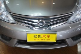 2013款日产骊威1.6XE手动舒适型