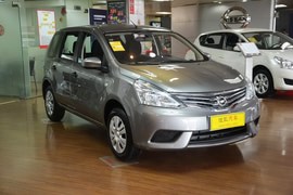 2013款日产骊威1.6XE手动舒适型