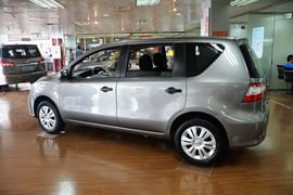 2013款日产骊威1.6XE手动舒适型