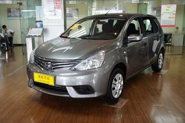 2013款日产骊威1.6XE手动舒适型