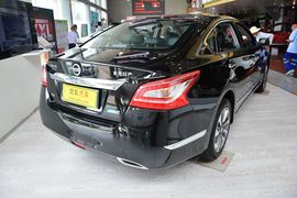2014款日产天籁公爵2.5L