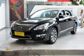 2014款日产天籁公爵2.5L