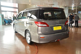 2015款日产贵士3.5L