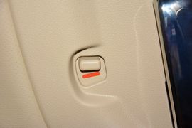 2015款日产贵士3.5L