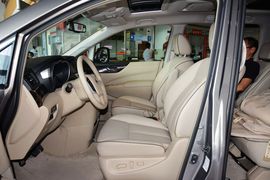 2015款日产贵士3.5L