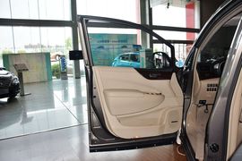 2015款日产贵士3.5L