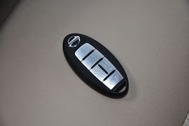 2015款日产贵士3.5L