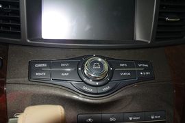 2015款日产贵士3.5L