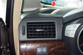 2015款日产贵士3.5L