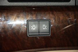 2015款日产贵士3.5L