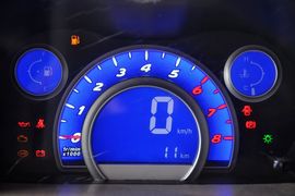 2012款力帆320冠军版1.3L标准型