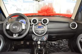 2012款力帆320冠军版1.3L标准型