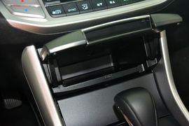 2015款本田雅阁2.0L