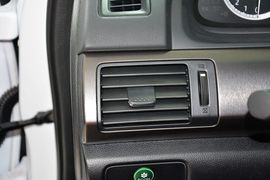 2015款本田雅阁2.0L
