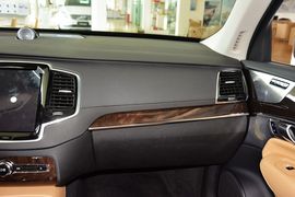 2015款沃尔沃XC90