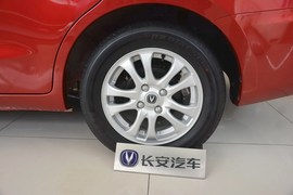 2015款长安悦翔V3