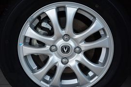 2015款长安悦翔V3