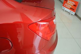 2015款长安悦翔V3