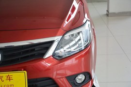 2015款长安悦翔V3