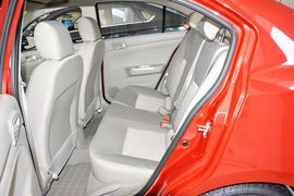 2015款长安悦翔V3