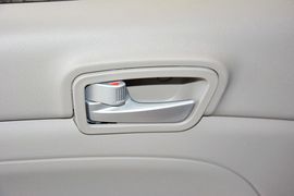 2015款长安悦翔V3