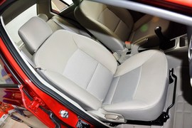 2015款长安悦翔V3