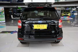 2015款斯巴鲁森林人2.0i特装纪念版