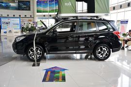 2015款斯巴鲁森林人2.0i特装纪念版