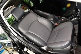 2015款斯巴鲁森林人2.0i特装纪念版