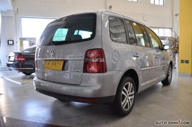 大众途安1.8T手自一体智尊版5座