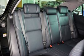 2015款丰田皇冠2.5L精英版