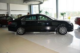 2015款丰田皇冠2.5L精英版