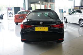 2015款丰田皇冠2.5L精英版