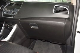 2014款铃木锋驭1.6手动进取型