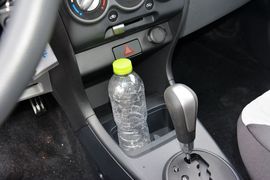 2015款铃木奥拓1.0L自动限定版到店实拍